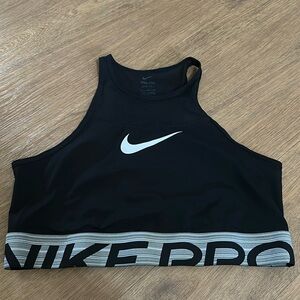 Nike Pro Sports Bra